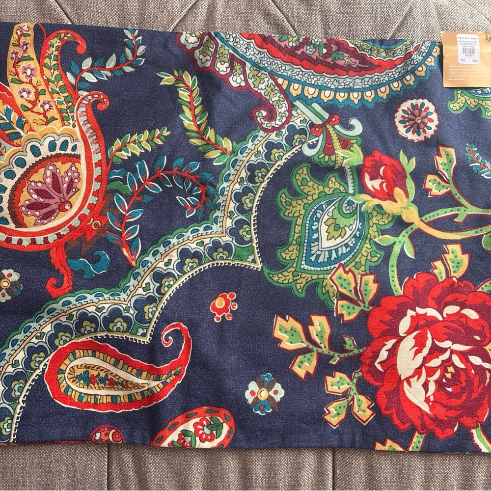 Pottery Barn Lumbar Accent Pillow Cover 16x26 NWT Floral Boho